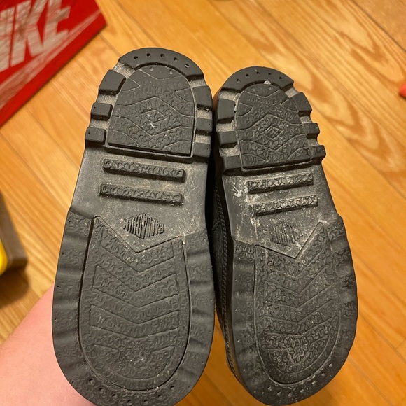 Palladium kids size 9 US,very good condition - Picture 6 of 7